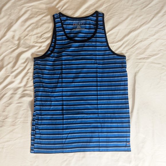 Two NWOT TOMMY HILFIGER tank tops - Large - Picture 7 of 10
